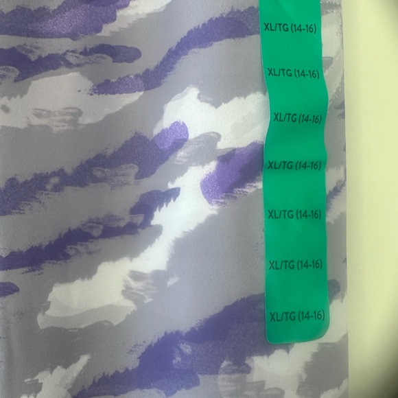 🌞 3 for $15
ATHLETIC WORK/ DRY MORE/ girls XL 14 - 16 - Picture 4 of 9